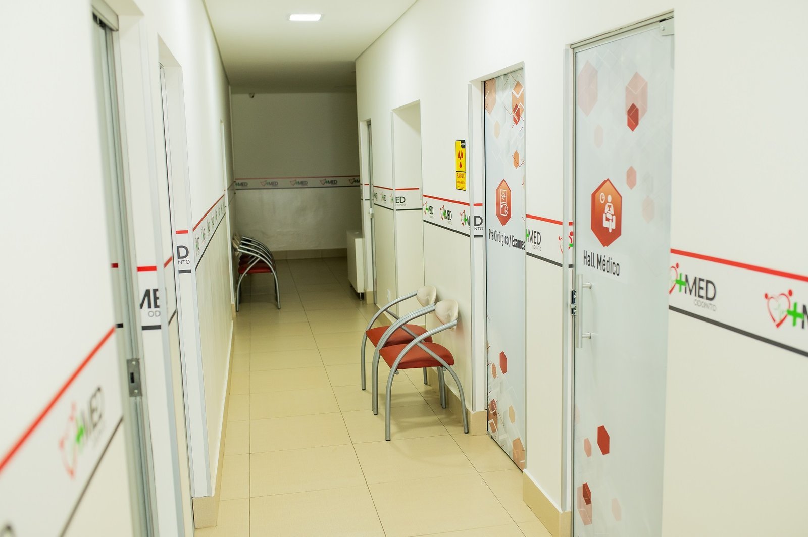 Fachada da Mais Med Odonto em Patrocínio-MG